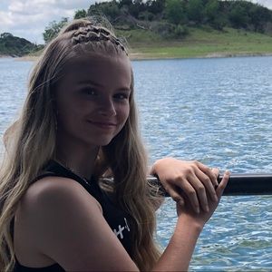 Meet your Posher, Paige